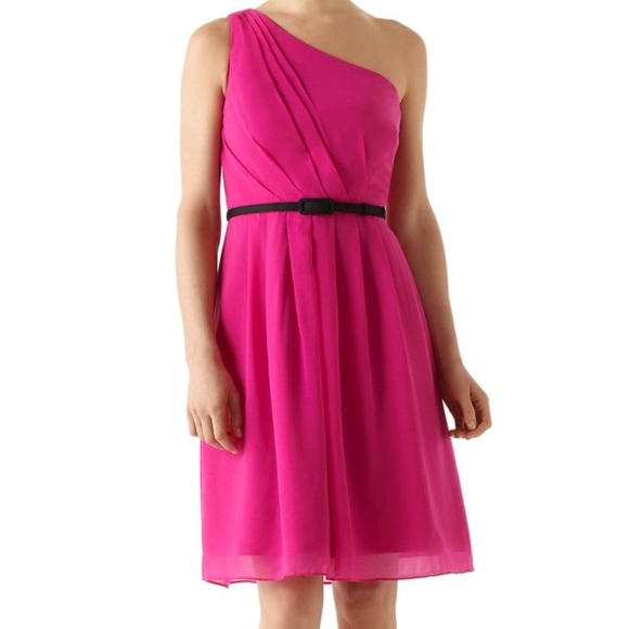 White House Black Market Dresses & Skirts - WHBM pink chiffon one-shoulder dress - Size 2